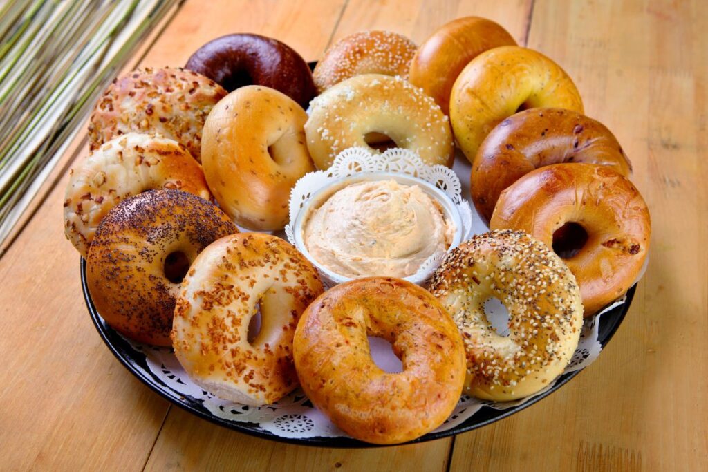 Protein Bagels with Greek Yogurt – Easy, High-Protein Breakfast Recipe